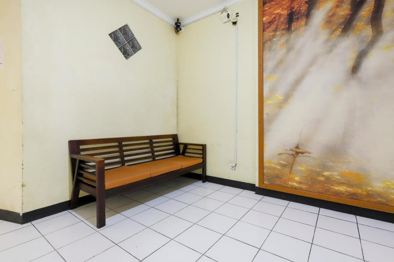 Hotel Vaccinated Staff - OYO 3742 Good Sleep Balikpapan Exterior foto